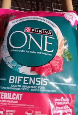 Ração para Gato Purina ONE Esterilizada com Vaca
