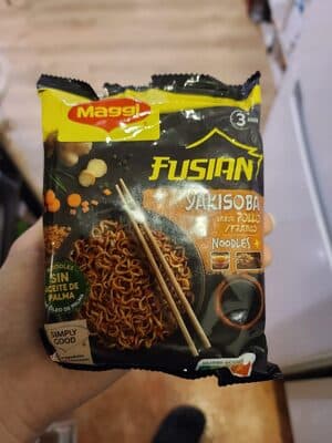 Noodles Maggi Yakisoba Frango