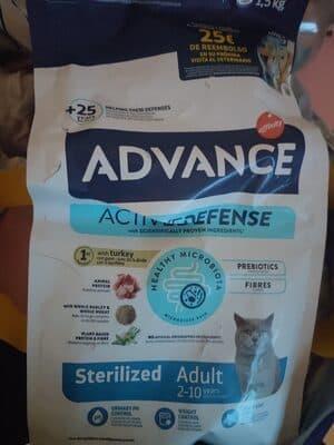 Ração para Gato Advance Esterilizado com Perú