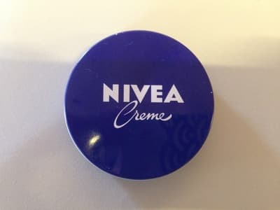 Creme Lata de Rosto Corpo e Mãos Mini Nivea