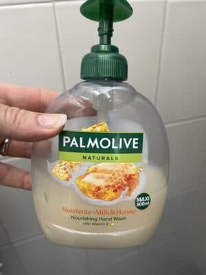 Sabonete Líquido Doseador Naturals Hidratante Leite e Mel Palmolive