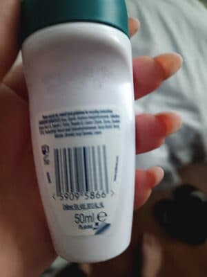 Desodorizante Roll-On Dove Pêra e Aloe Vera 48h