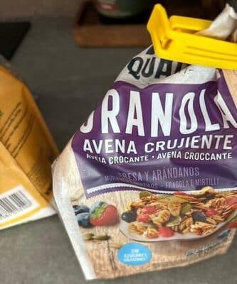 Cereais Quaker Muesli Morango e Mirtilos