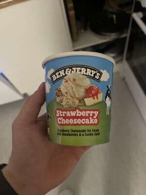 Gelado B&J Strawberry Cheesecake