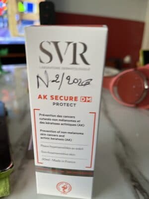 Creme SVR Sun Ak Secure DM Protect